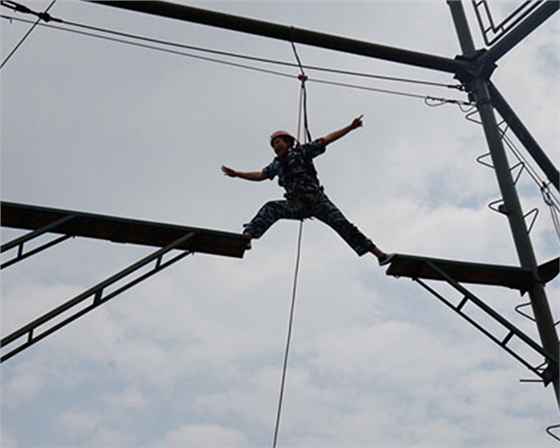 毅廷喇叭廠勇敢邁出第一步就是我們最大勝得 —牛商爭霸死黨互動學習共成長 毅廷喇叭廠勇敢邁出第一步就是我們最大勝得 —牛商爭霸死黨互動學習共成長