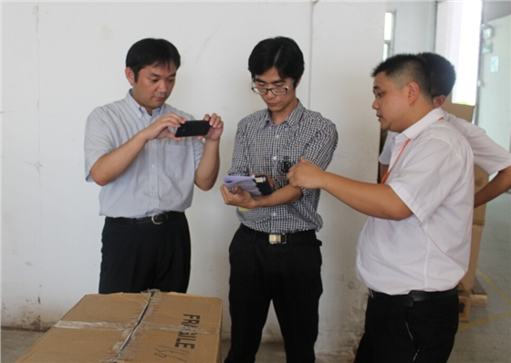 松下電器參觀(guān)毅廷喇叭廠(chǎng)工程部