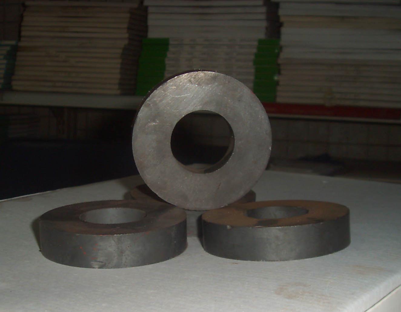 汽車?yán)?/></a></p><p><span style=