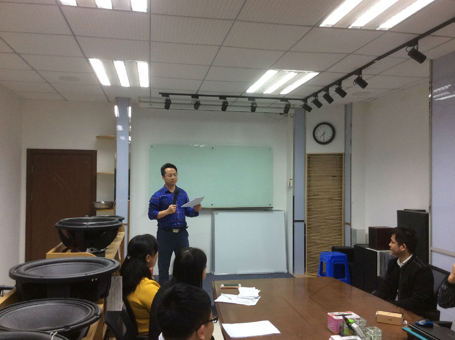 毅廷音響營銷部2016總結(jié)大會及2017啟動大會